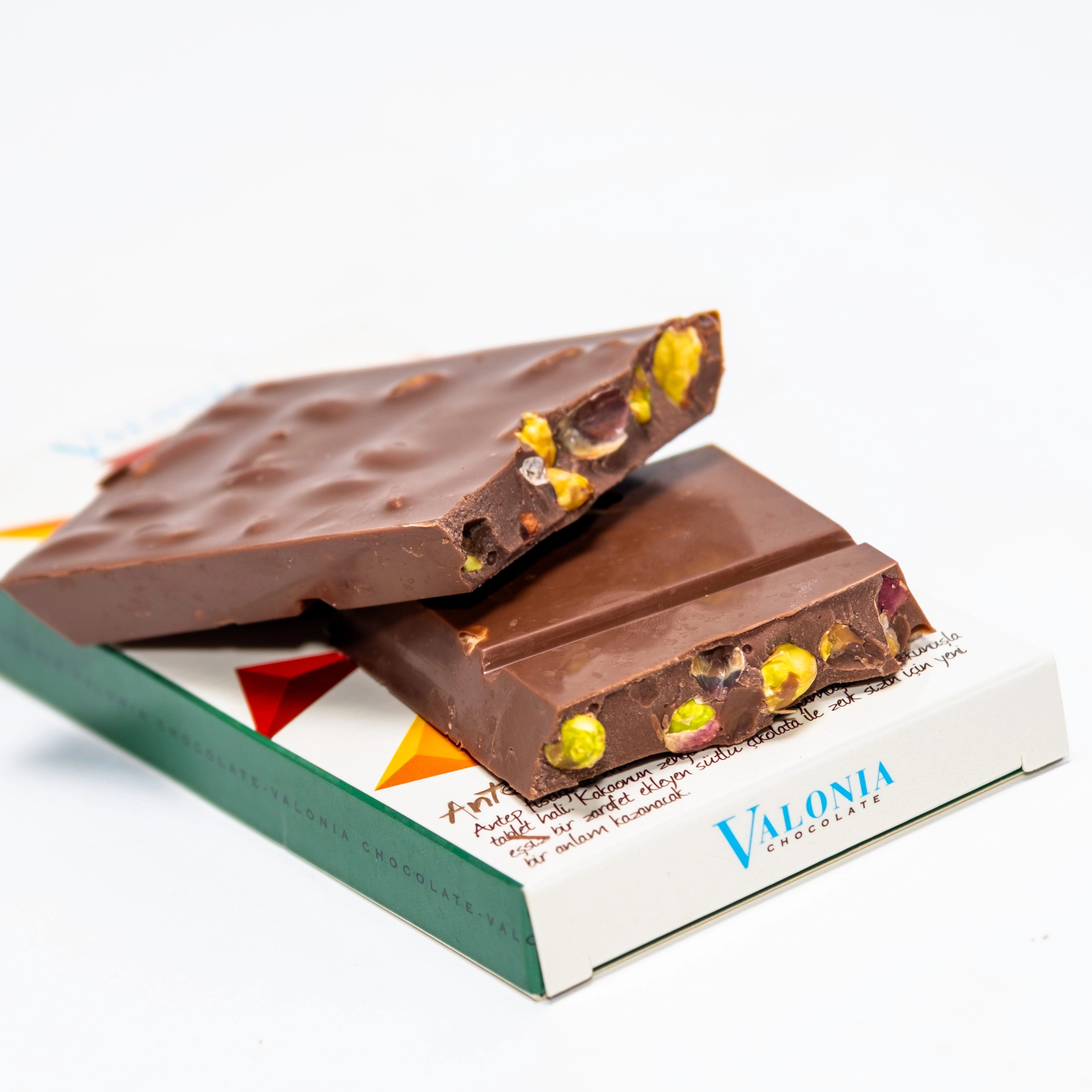 4U Sütlü Antep Fıstıklı Çikolata  100Gr.