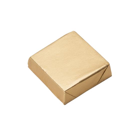 SÜTLÜ FANTAZİ KARE SPECİAL ÇİKOLATA -ALTIN SARGILI  3KG